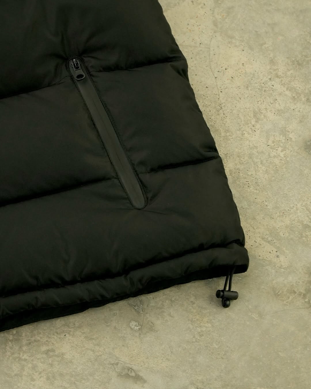 TCC 'WAVING FLAG' PUFFER VEST