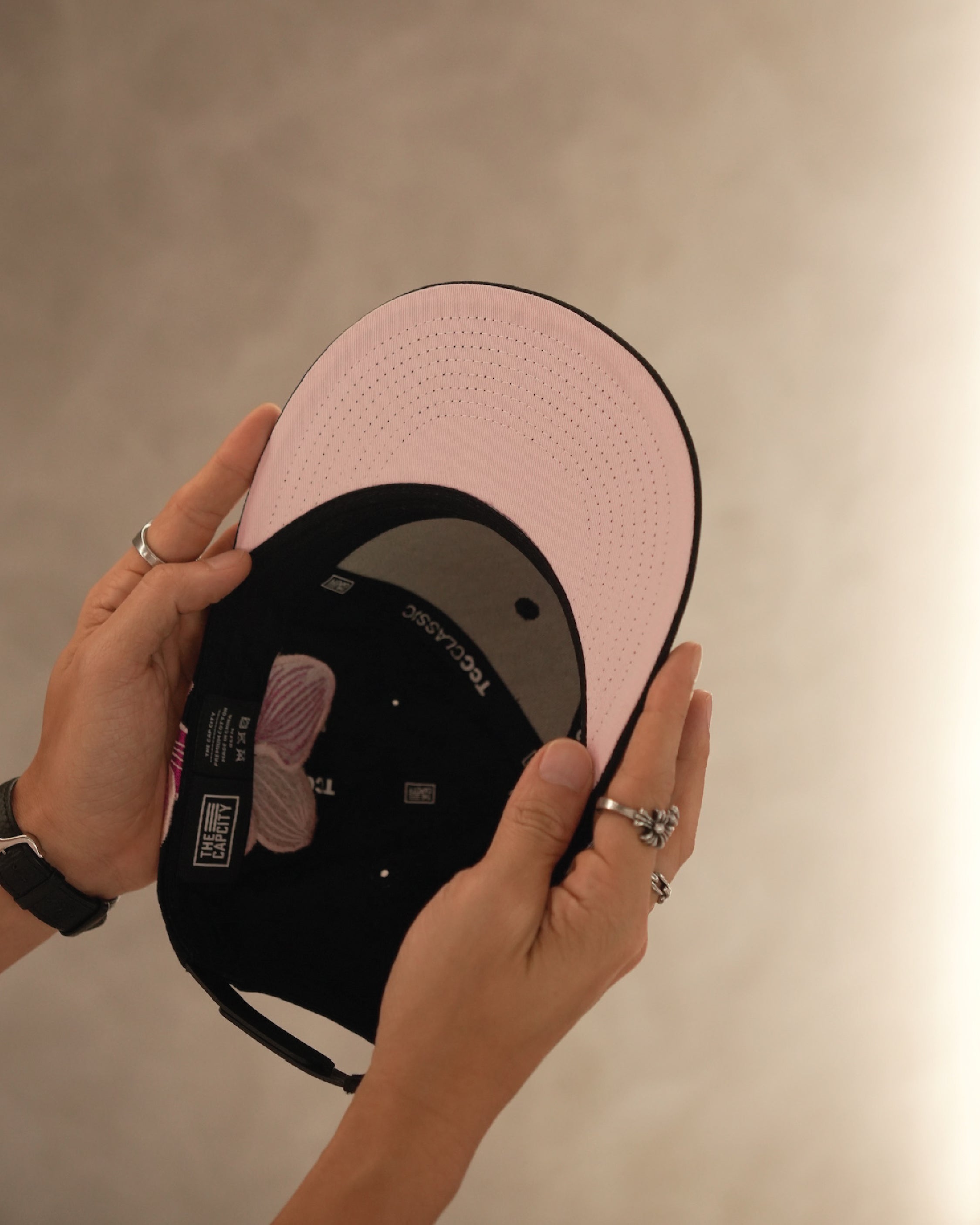 TCC SG ORCHID CLASSIC SNAPBACK