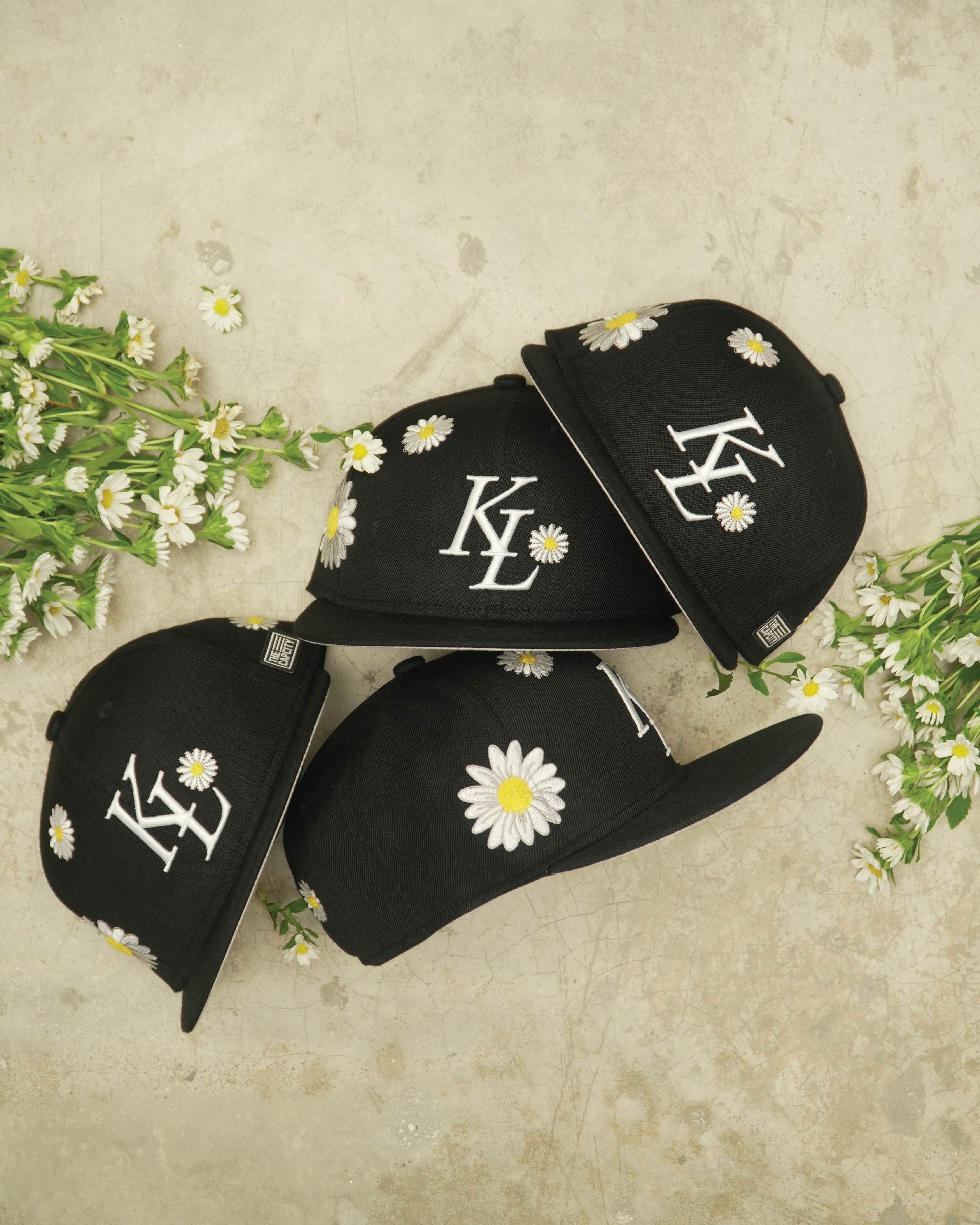 TCC KL LEGACY DAISY FITTED CAP