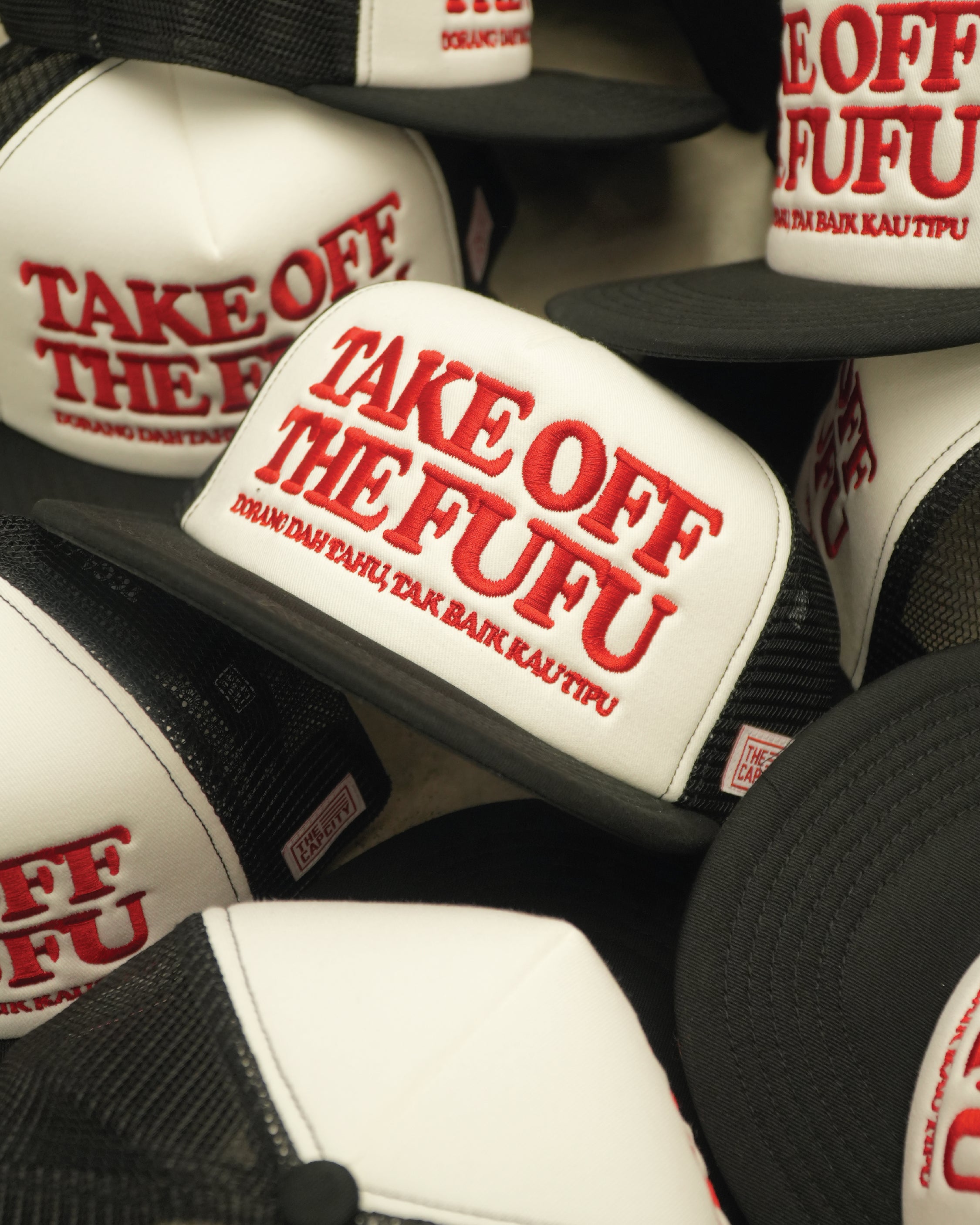 TCC INI BUKAN BARANG FUFU PUFFY TRUCKER SNAPBACK