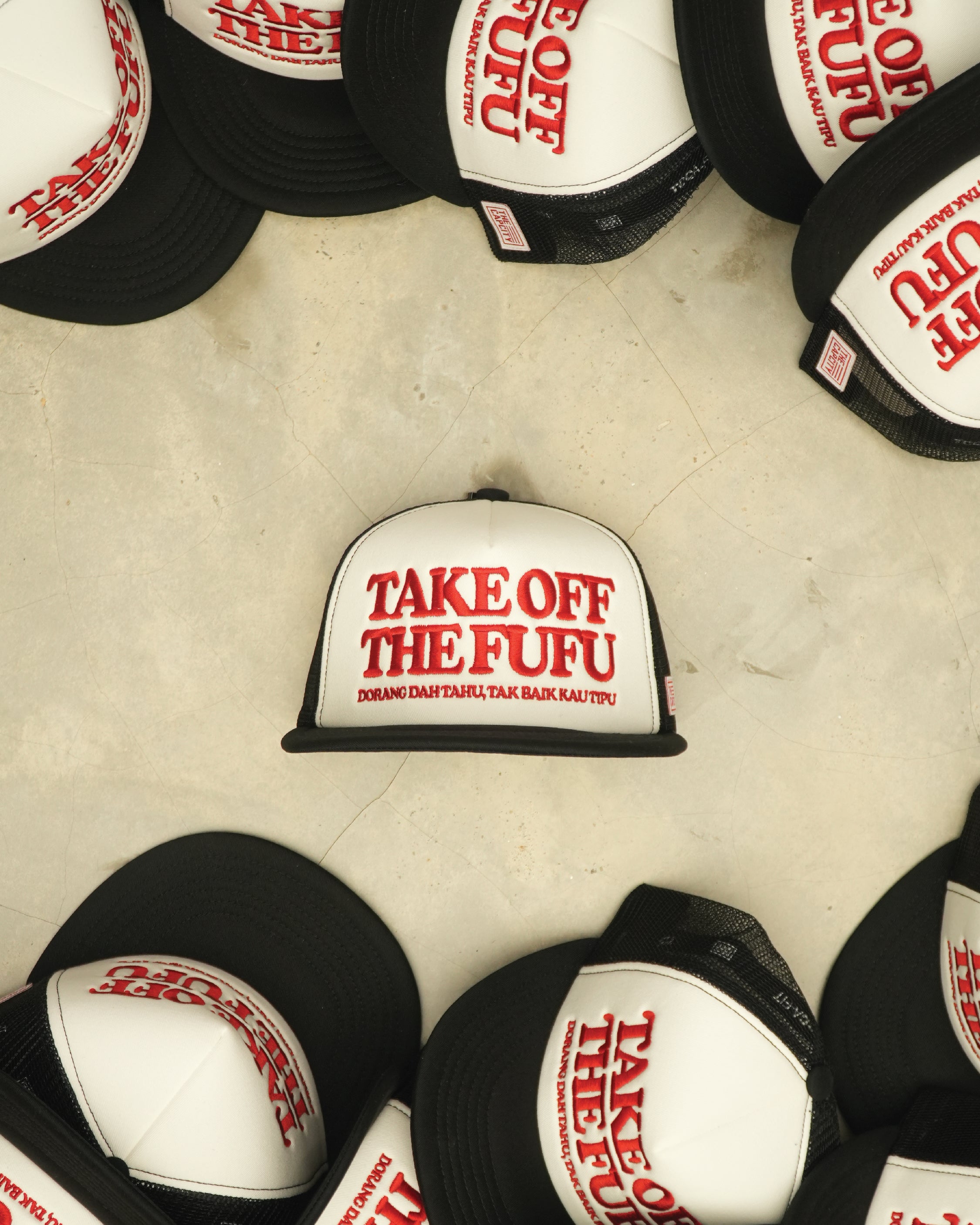 TCC INI BUKAN BARANG FUFU PUFFY TRUCKER SNAPBACK