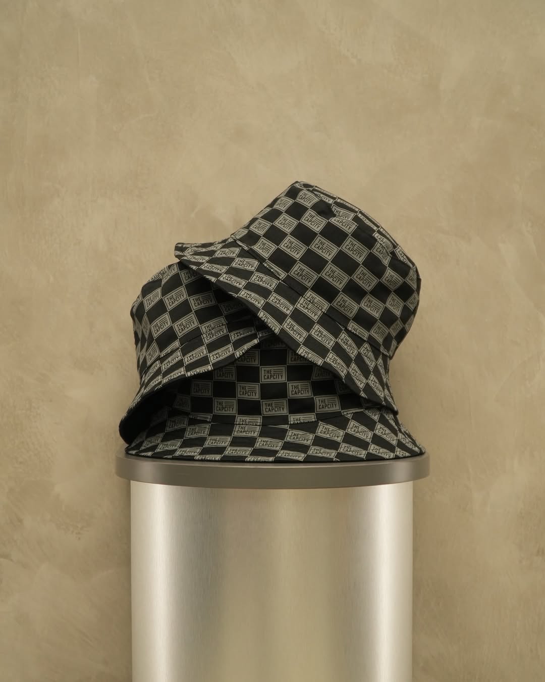 TCC REVERSIBLE BUCKET HAT