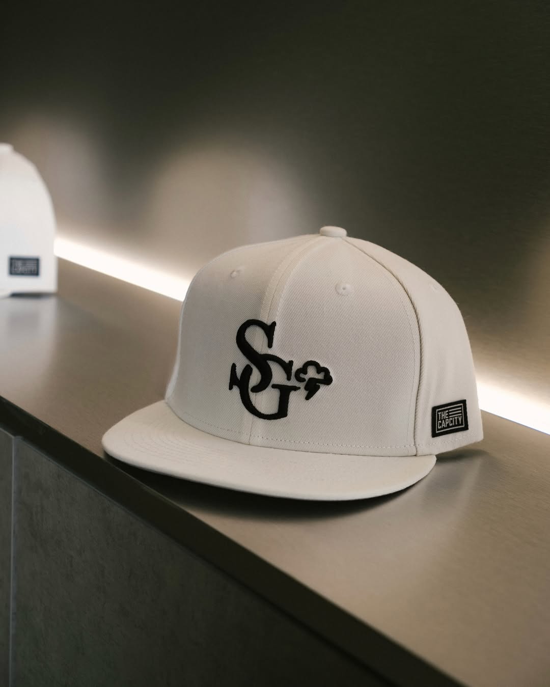 帽子 theredthread S logo script cap (white) TCC X ALYPH “THE STORM CITY” FITTED CAP COLLECTION