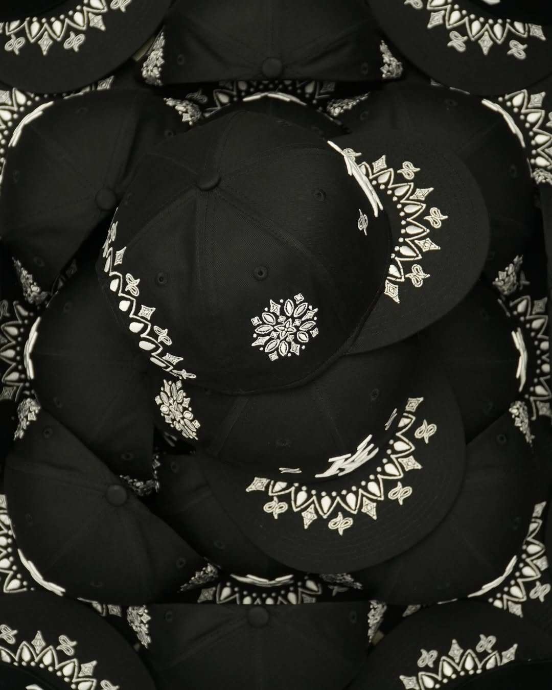 TCC KL LEGACY PAISLEY CLASSIC SNAPBACK