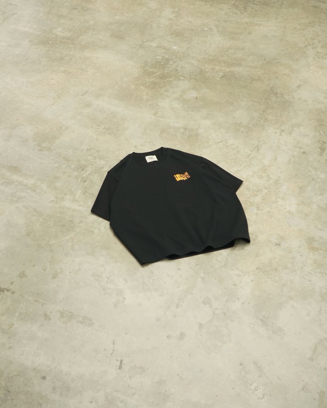 TCC WAVING FLAG 'SANDSTORM' TEE