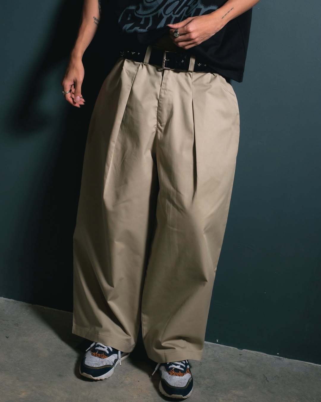 TCC PLEATED WIDE LEG PANTS COLLECTION